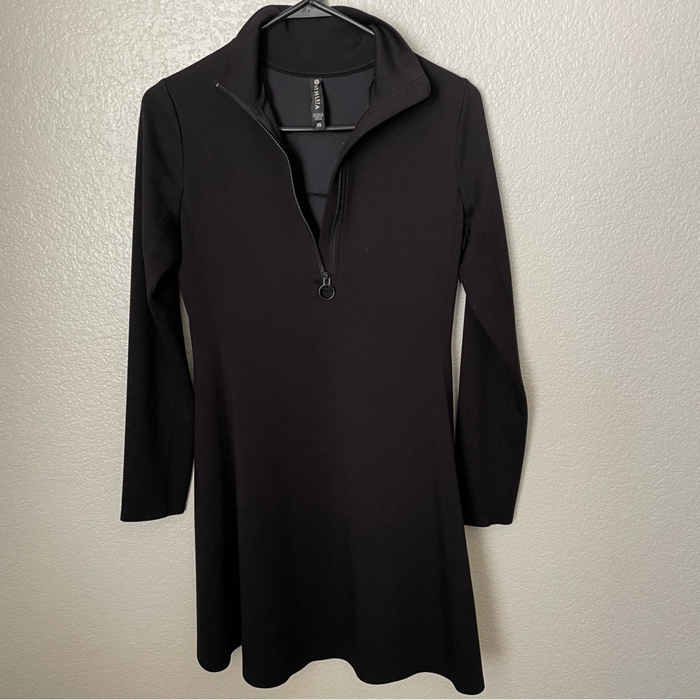 Athleta Women’s XS Petite Deep Dive Dress Long Sleeve Mock Neck 1/4 Zip Black